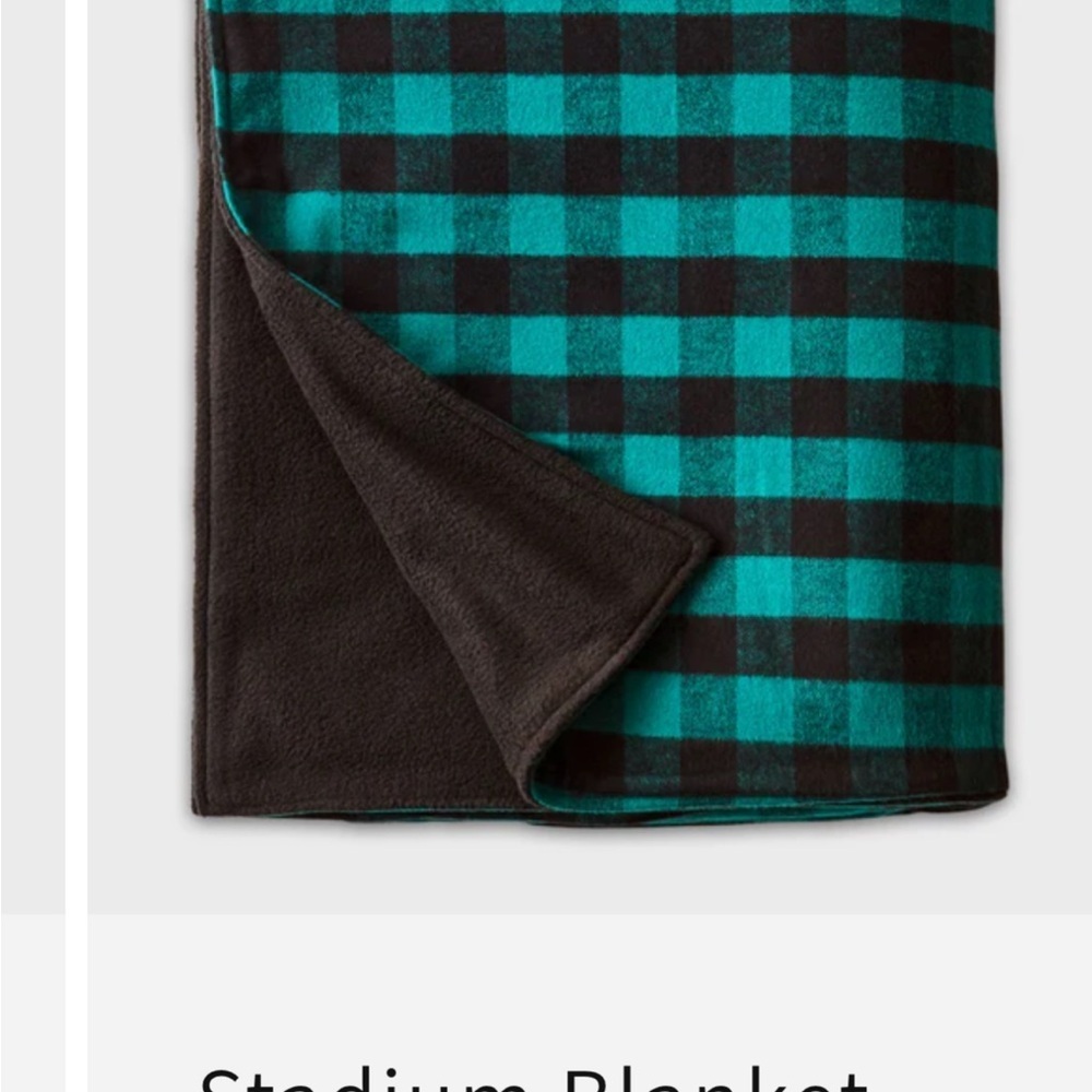 The Vermont Flannel & Co green buffalo check Stadium Blanket SOLD OUT NEW W/tags - Picture 3 of 9